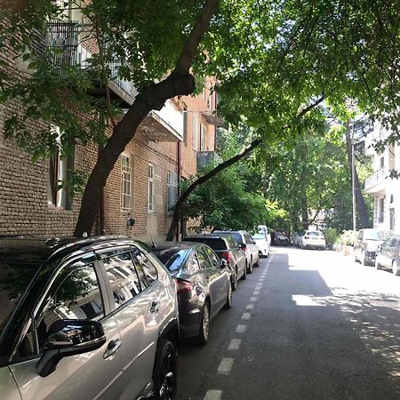 Pikrisgora Apartment Тбилиси Екстериор снимка